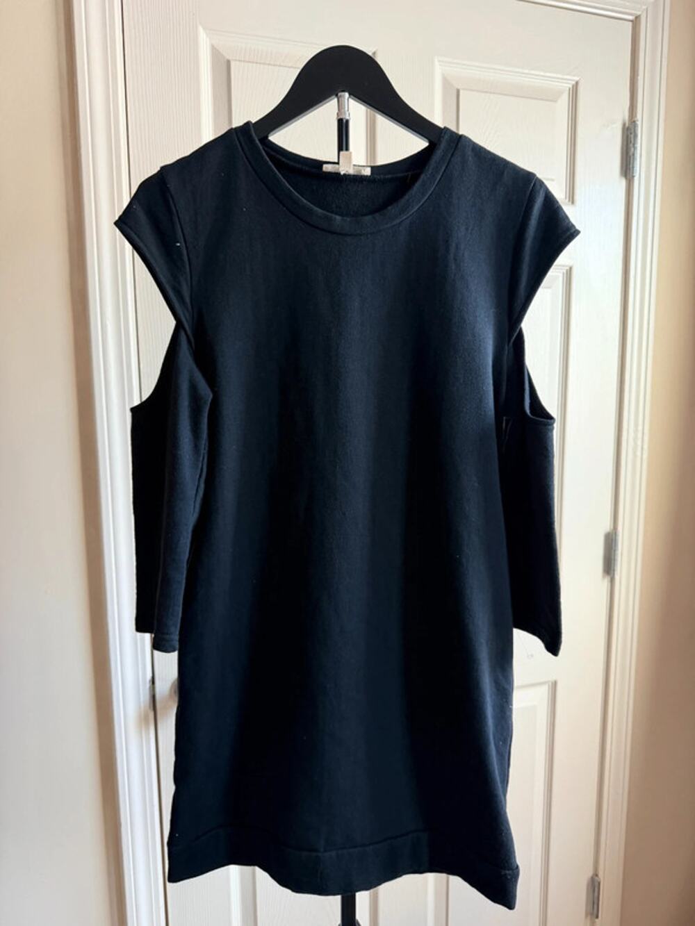 Zenana outfitters sweatshirt dress cut out arms black S/M 1905